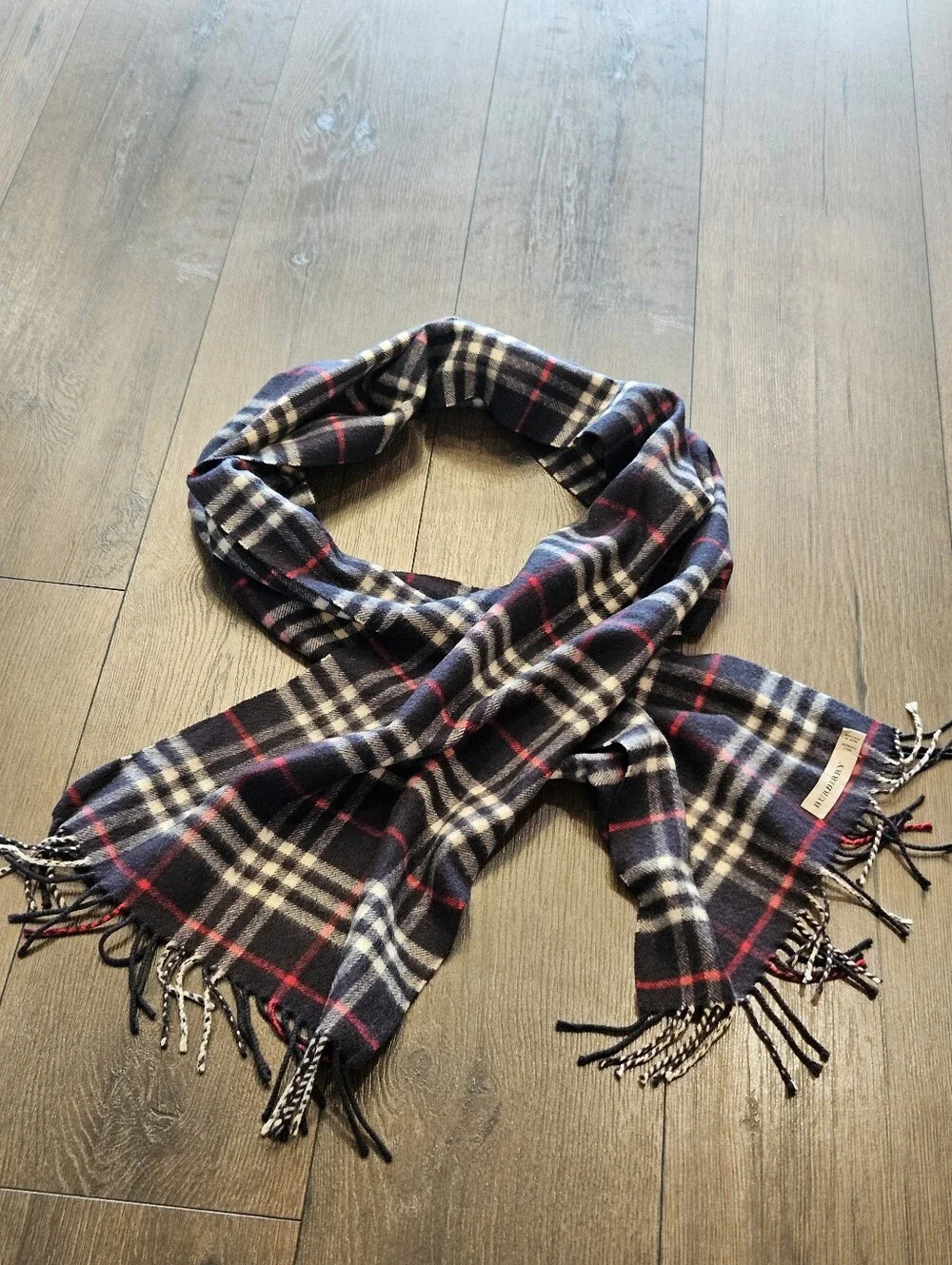 Burberry 100% Cashmere Classic Check Scarf Navy Red Made in Scotland